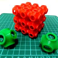 Schwarz P surface lattice