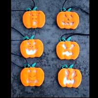 Glowing Pumpkin Pendant/Pin
