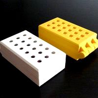 Customizable Hinged Box With Latch