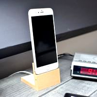 Elegant iPhone 6 (Plus) dock