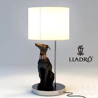LLADRO ATTENSIVE GREYHOUND