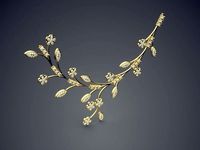 Flower Motif Necklace With Diamonds 2611 | 3D