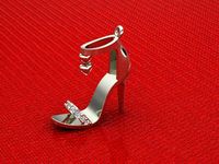 Lady Shoes Neclace | 3D