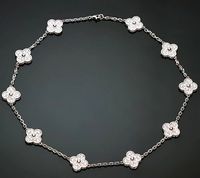 Alhambra CLover Diamond Necklace | 3D