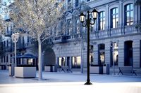 Double old-tome street lamp