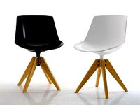 Flow Chair VN 4-legged oak