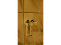 Oral B Toothbrush Head Holder