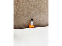 Cubicle USB Wedge
