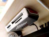 Kingston FCR-SH4 card reader holder