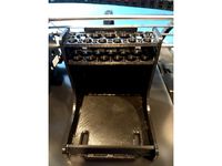 Expandable Workbench Tool Stand (remix)