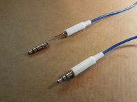 Slim mini jack plug case for 2.5mm wire