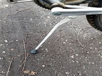 Off-road kickstand tip