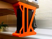 WD disk holder for height adjustable table