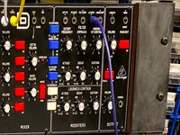 Rack Ears Behringer - Model D, WASP deluxe an CAT