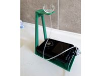 Insulin pump stand