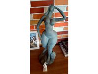 Woman sculpture