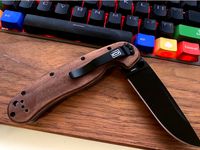 Ontario Knife Rat-1 Ergonomic Scales