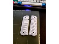 High Texture Bobtail 1911 Grips