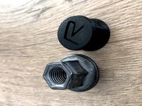 Volvo Wheelnut Cap with R-design logo