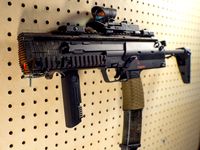 Elite Force HK MP7 A1 AEG - Muzzle Break/Battery Expansion