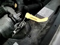 Peugeot Berlingo hood handle