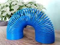 Slinky (print-in-place)