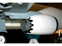 737 jet exhaust nozzle