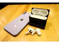Airpods Pro case with stand holder