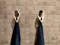 Towel hanger (parametric) by uipko