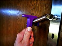 DoorGrabber - Corona / Covid-19 door opener with handle by MadMantis