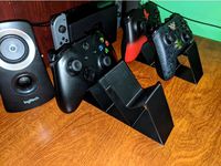 Dual Controller Stand by Theo428