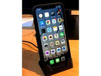 OKK-DATA's iphone 11 stand by OKK-DATA