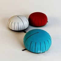 Ottomans Vitra Mochi