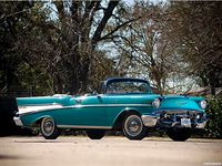 Chevrolet Bel Air Convertible (1957) by Louisdioramas