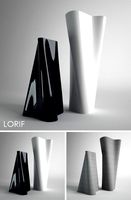 Vondom TriTurn vase