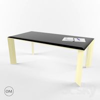 "OM" table head
