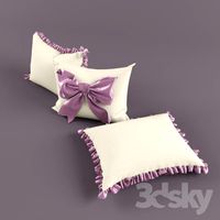 Pillows with bow and ruffles