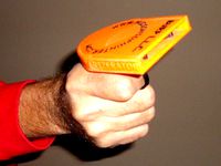 Frizerator H-3, Frisbee Shooting Gun by davedelay