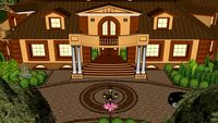Courtyard House With Garden