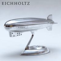 Eichholtz, Zeppelin On Base, 05155