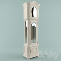 The watch case is "Versailles" 95
