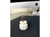 Low profile wide grip Screwdriver bit holder by theanam