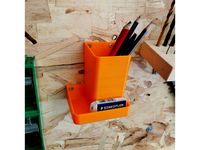 Pen-holder wall mount by Vezzo