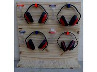 porte E.P.I - Lunette de protection et casque anti-bruit by mrklm