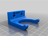 Maglite wall mount for D Size Maglite by HarkemaG