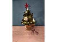 snowflake Christmas tree decoration by mmmmmbbbrrtt