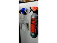 Spray Bottle Hanger / Colgador de sprays by Edurojolavanda
