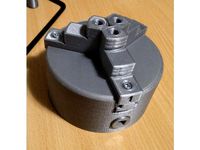 Self-centering 3-jaws lathe chuck by marcinszydlowski