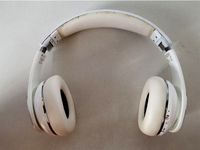 Samsung level on wireless headstrap by Gunsmith1990