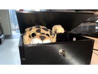 Useless box by sanokuma